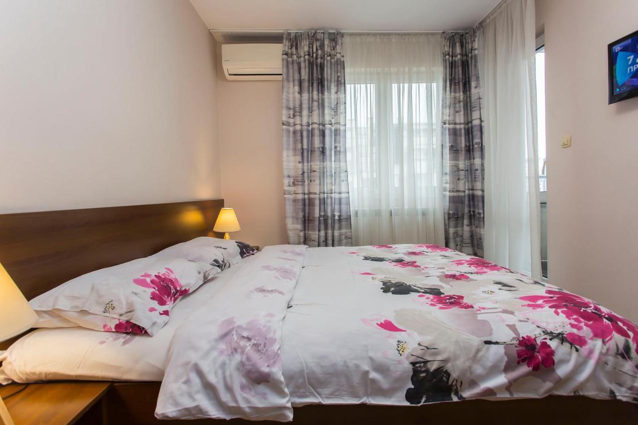 Sofia Central Hotel Apartments Exterior photo